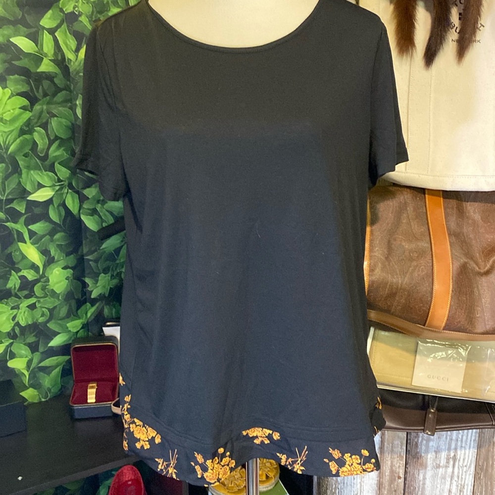 Emery Rose blouse. Perfect colors for fall. NWOT